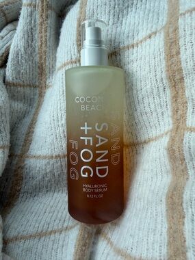 ✨New✨Sand + Fog: Hyaluronic Body Serum Coconut Beach Scent (240 mL glass bottle)